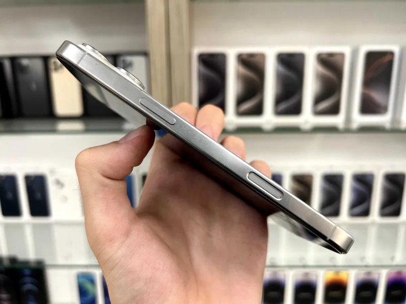 iPhone 16 Pro Max 256 Gb Neverlock / Магазин + Гарантія — фото 4
