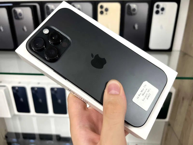 iPhone 16 Pro Max 256 GB Neverlock | Магазин | Гарантія — фото 2