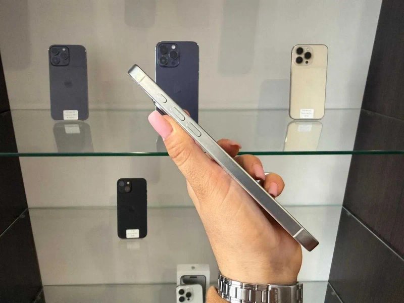 iPhone 16 Pro Max 256  Gb Neverlock / Магазин + Гарантія — фото 3