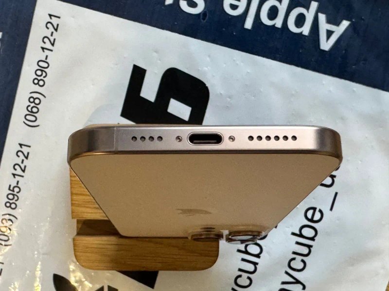iPhone 16 Pro Max 256Gb Desert Titanium Neverlock — фото 4