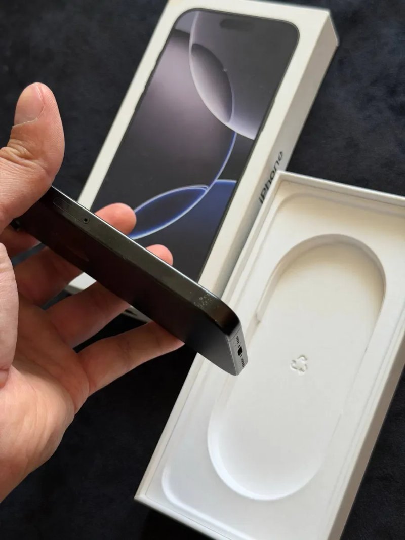 iPhone 16 Pro Max Neverlock — фото 4