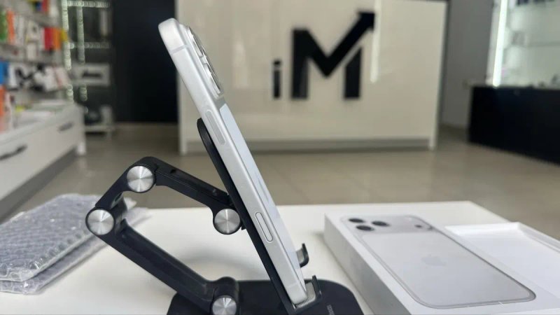 iPhone 17 Pro Max 1Tb Silver 98% АКБ e-sim без блокувань Супер стан 1590$ — фото 2