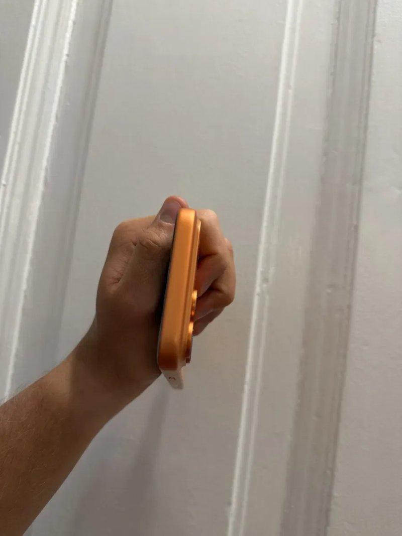 Iphone 17 pro max 256gb orange 100% батарея як новий — фото 3