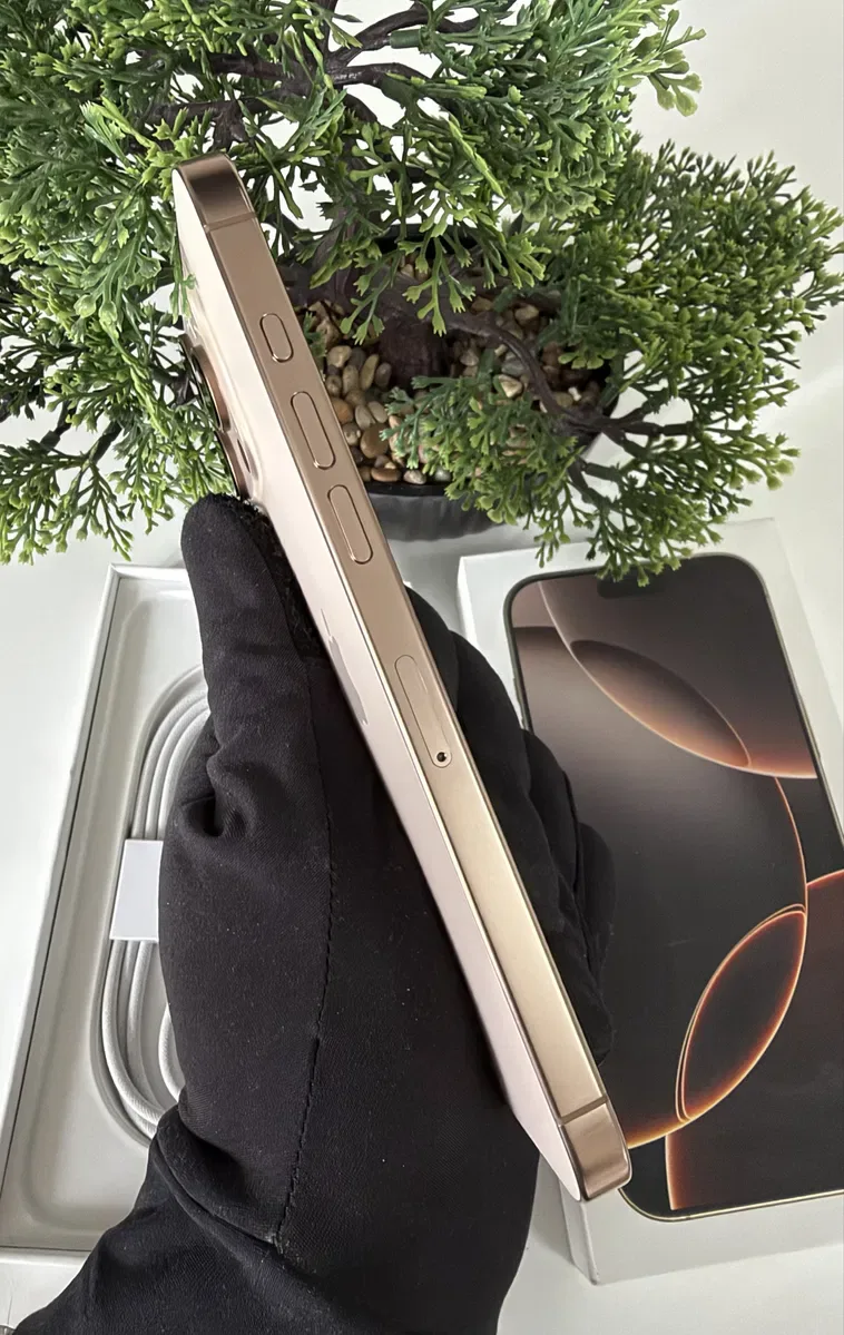 Iphone Идеал 16 pro max 256gb desert Neverlock — фото 2