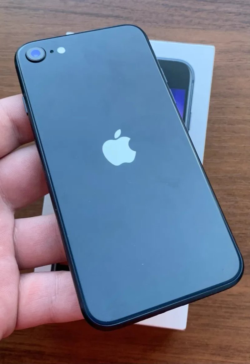 iPhone SE 3 2022 64gb Neverlock — фото 5