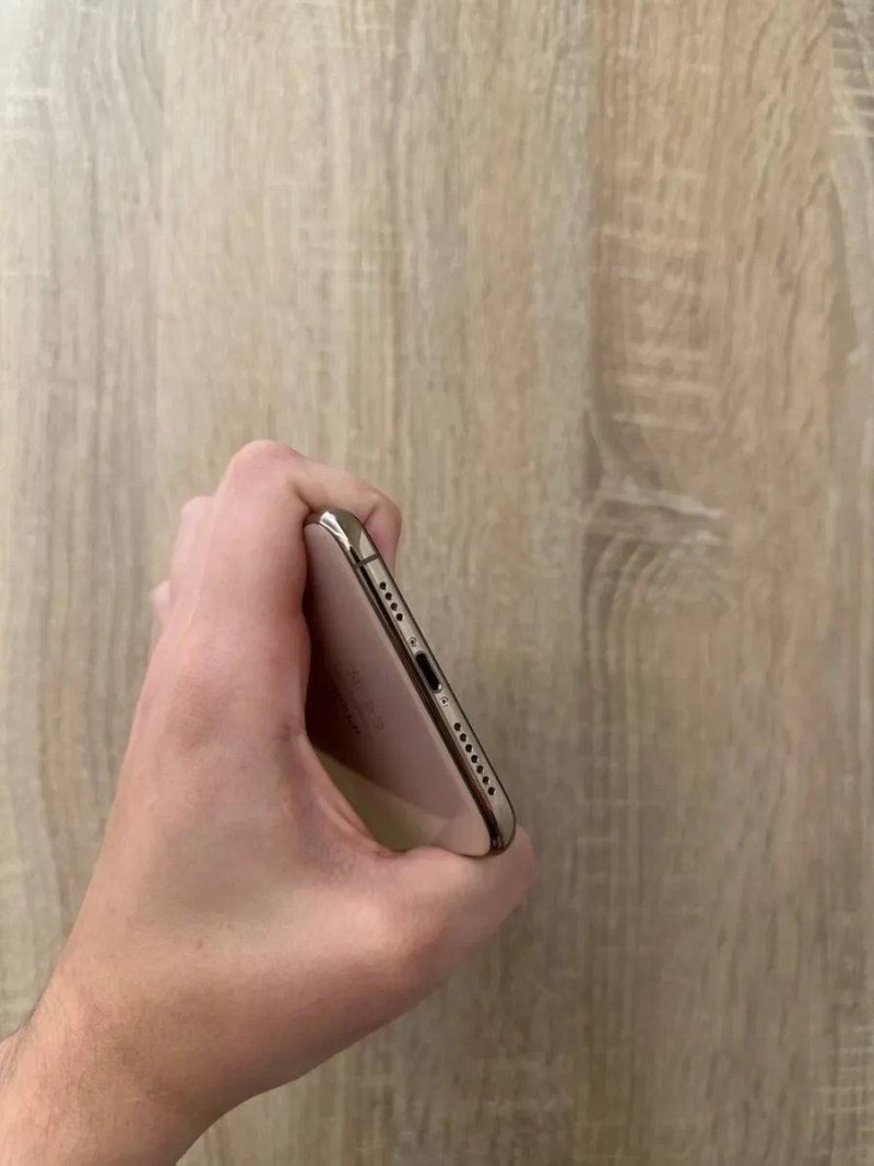 Iphone Xs Max, 256 GB, Neverlock, 91% АКБ, Отличный вариант в хорошем состоянии! — фото 2