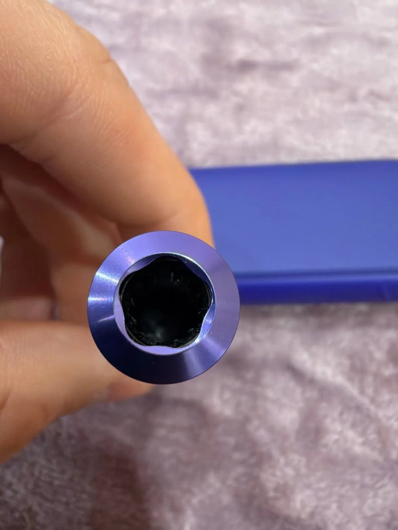 IQOS ILUMA i Electric Purple (фиолетовый) - держатель с экраном и зарядный кейс, как новый — фото 5