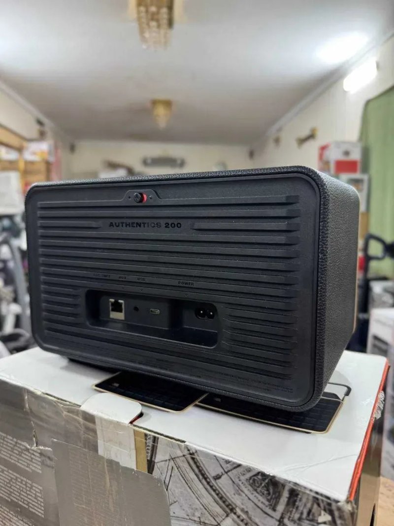JBL Authentics 200 — преміальна акустика JBL Оригінал — фото 6
