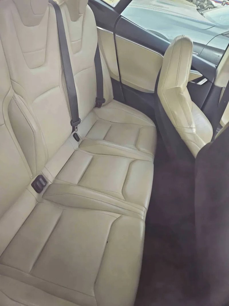 Капот Tesla S P85D 2015 рік PMNG — фото 6