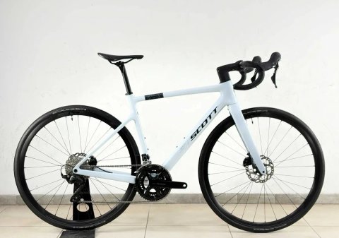 Карбоновий  Scott Addict 50 2025 шосейник