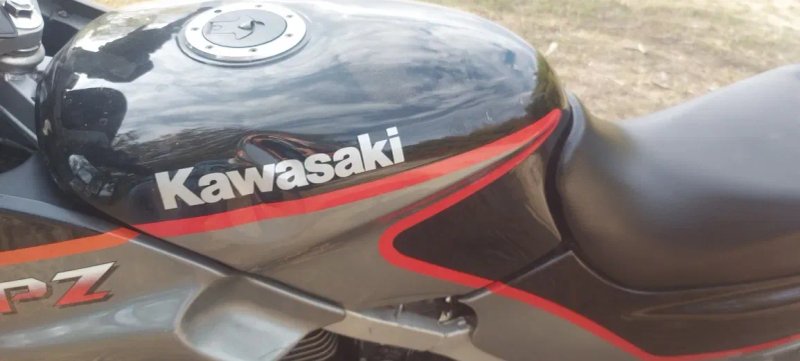 Kawasaki GPZ 500S — фото 5