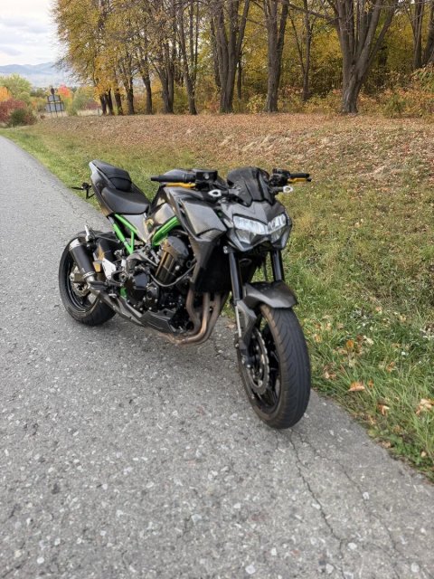 Kawasaki z 900 Carbon