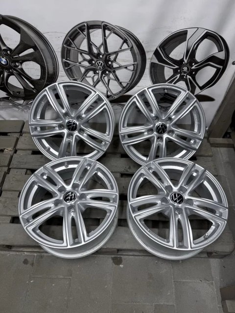 Хороші диски литі 5/112/16 Audi Vw Škoda Mersedes