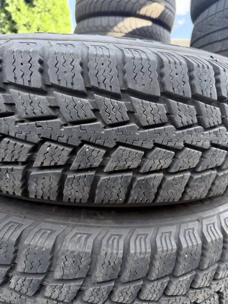 Хороші шини 235/85/16 Kumho — фото 2