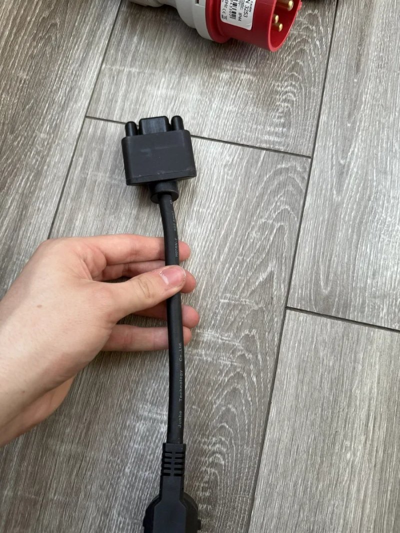 Хвіст адаптер 16/32А GEN 2/3 Тесла зарядка Tesla 3.5 7 квт оригінальні хвости adapter хвіст — фото 6