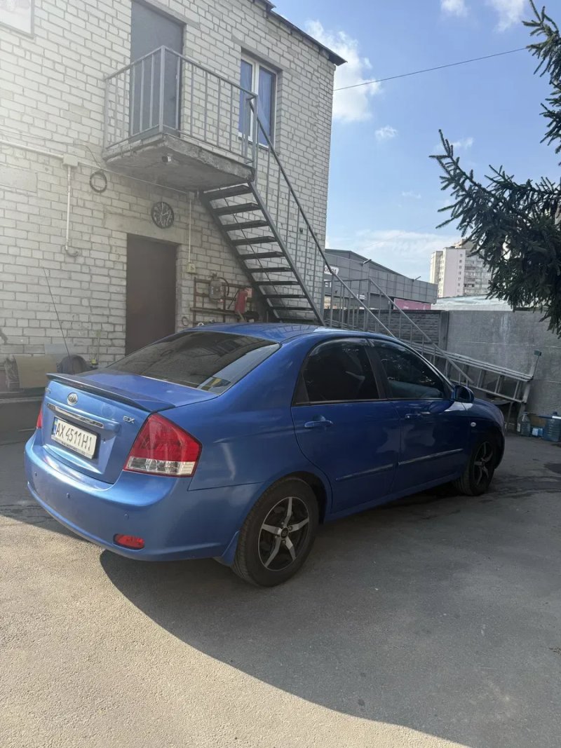 Киа черато автомат газ бенз климат на крутой комплектации — фото 2