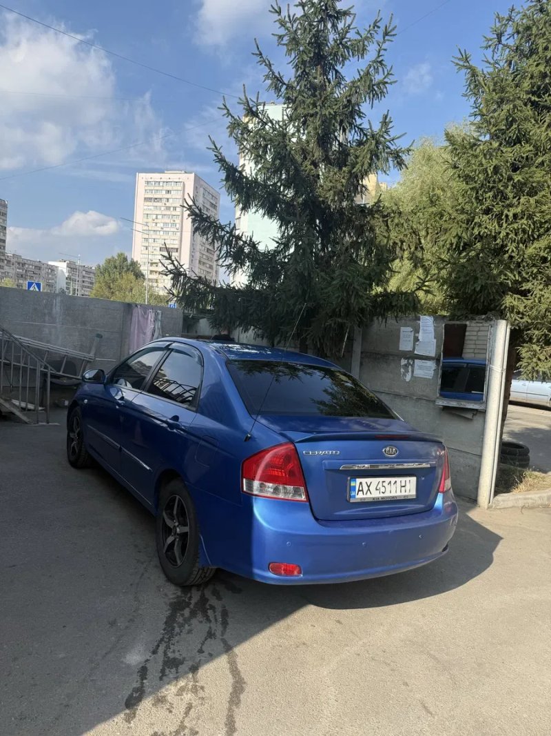Киа черато автомат газ бенз климат на крутой комплектации — фото 3
