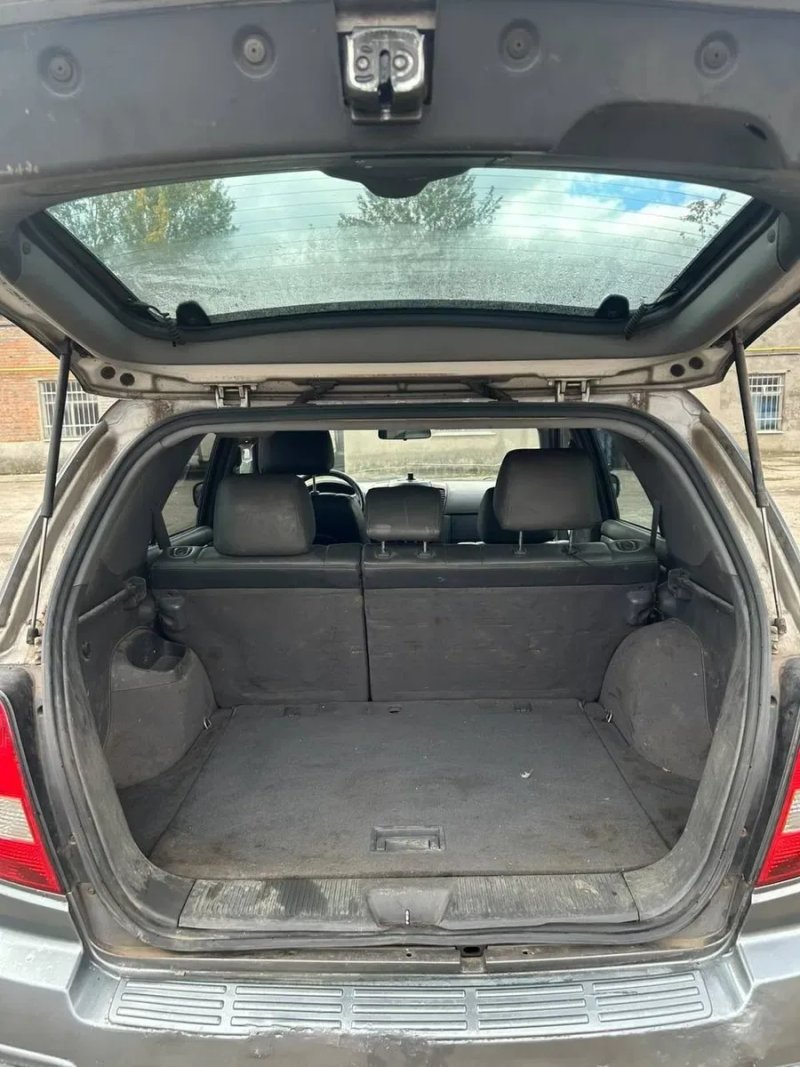 Kia Sorenta (Кіа Сорента)2,5 Дизель 2004 рік Автомат Повний привід 4Х4 Гарний джип — фото 7