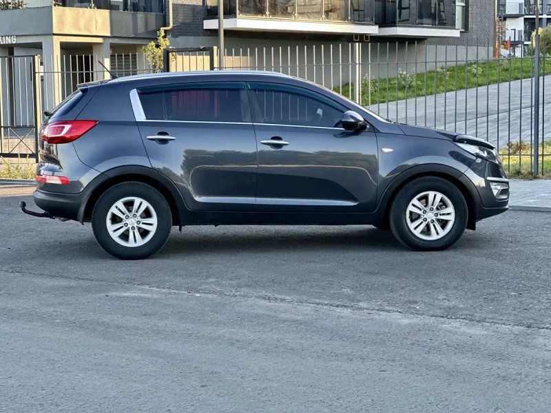 Кіа Sportage 2012 — фото 5