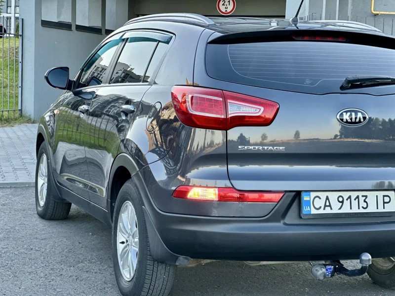 Кіа Sportage 2012 — фото 8