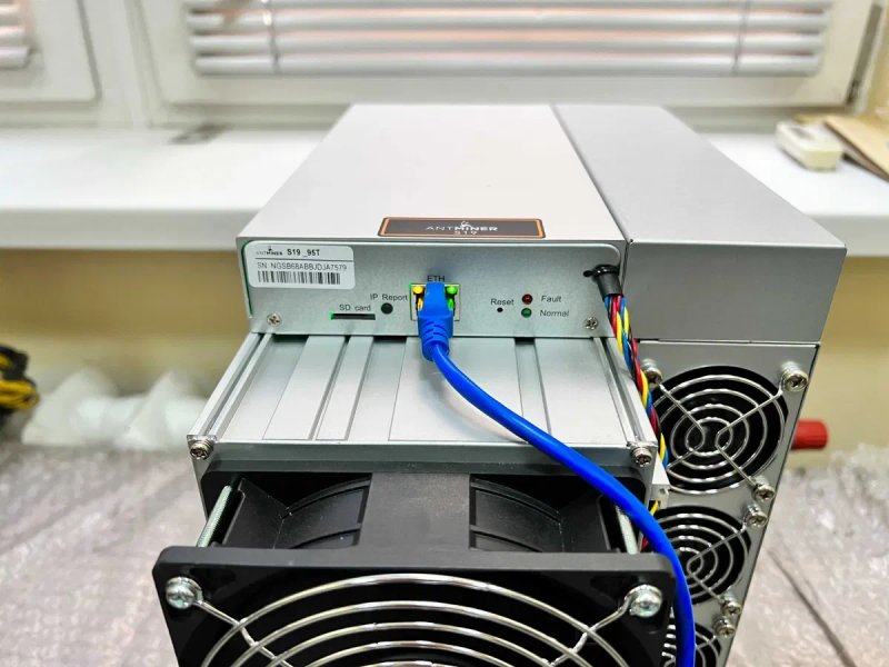 Кількість Б/в Майнери Asic Bitmain Antminer S19 90 Th 3100Вт +Гарантія — фото 3