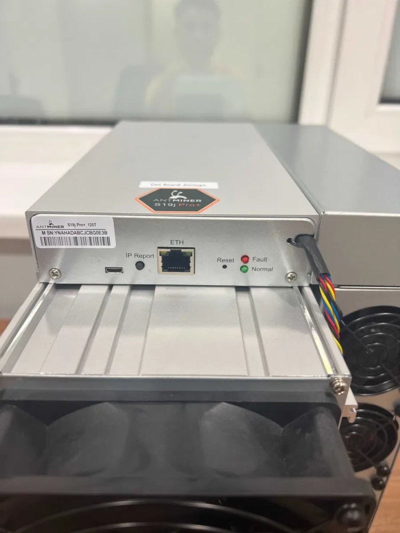 Кількість! Б/в Майнери Asic Bitmain Antminer S19j Pro+ 120 Th 3450 Вт — фото 4
