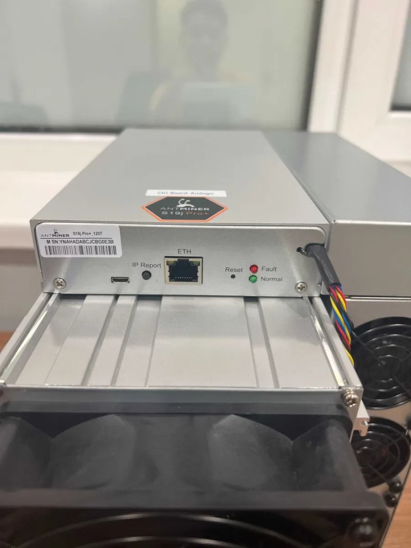 Кількість! Б/в Майнери Asic Bitmain Antminer S19j Pro+ 120 Th 3450 Вт — фото 5