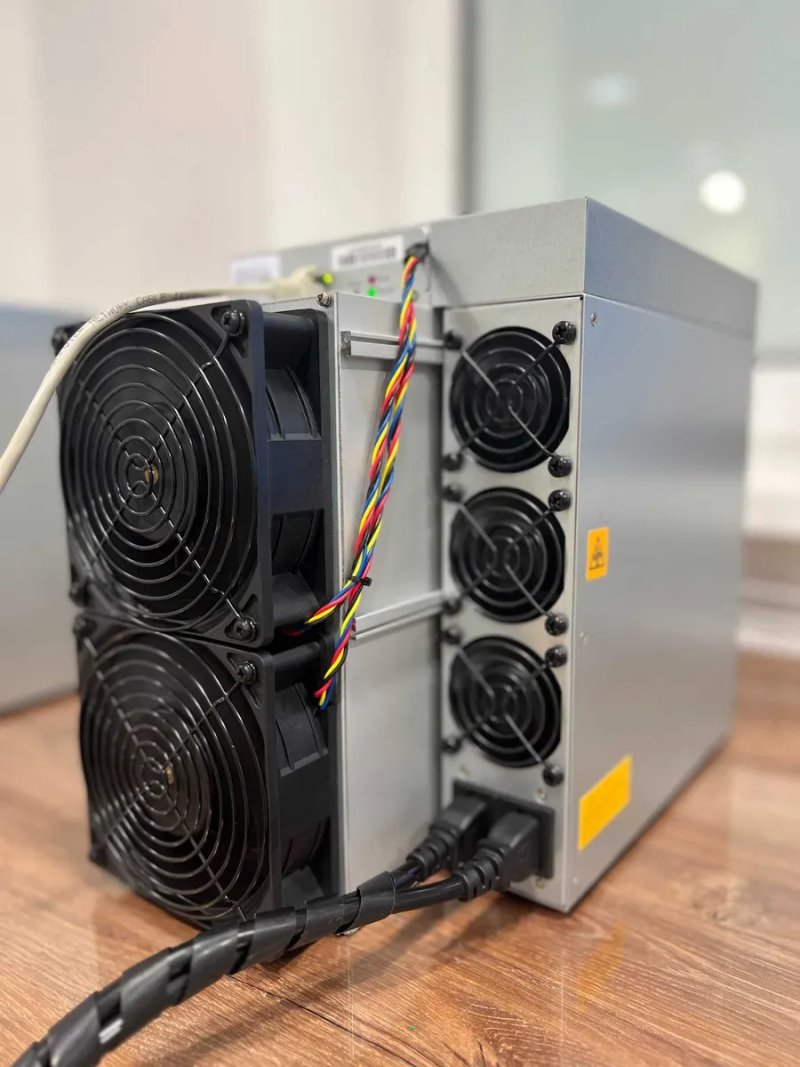 Кількість! Б/в Майнери Asic Bitmain Antminer S19k Pro 120 Th 2800 Вт — фото 2
