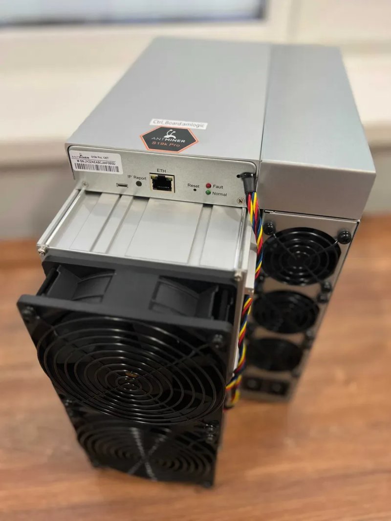Кількість! Б/в Майнери Asic Bitmain Antminer S19k Pro 120 Th 2800 Вт — фото 6