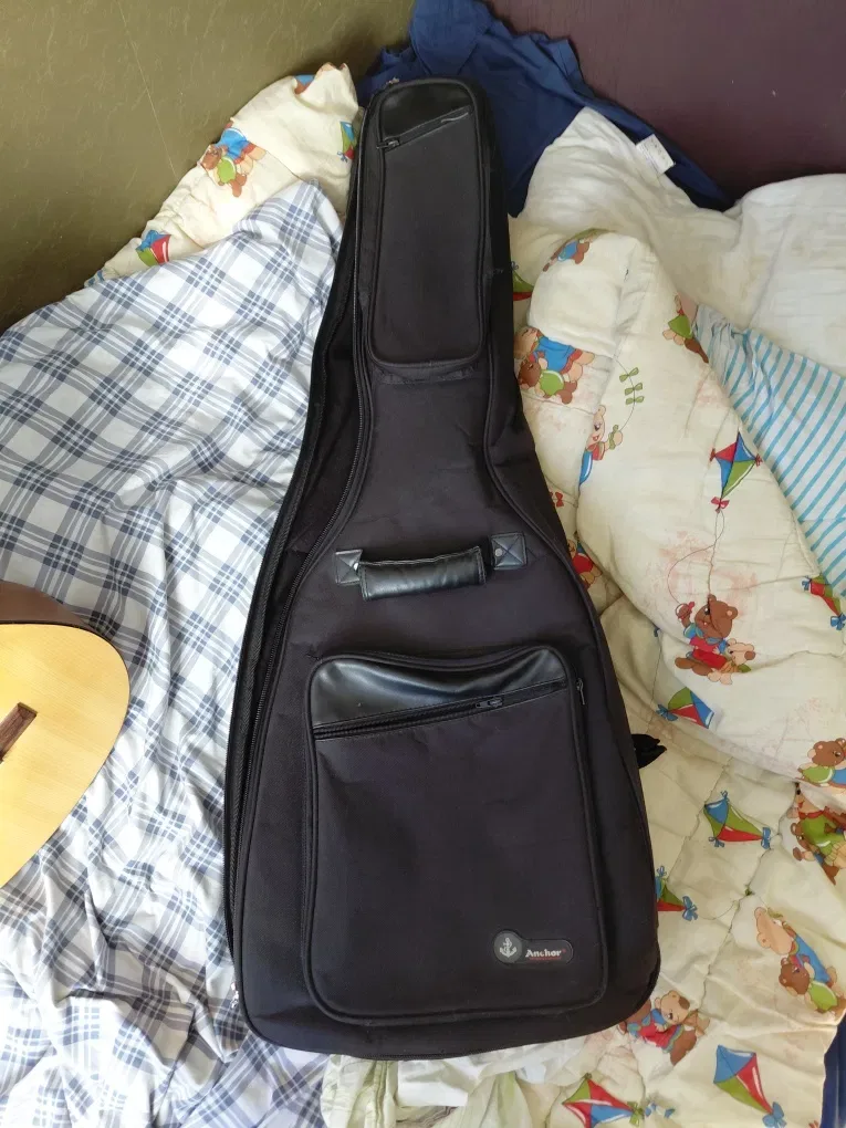 класическая гитара Yamaha C40 и чехол для гитары Anchor — фото 4