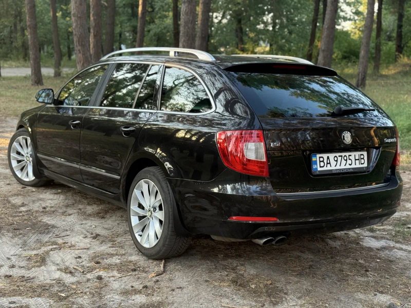 Škoda Superb 1.8 TSI DSG L&K • Панорама • Кожа • Память • Парктроники — фото 4