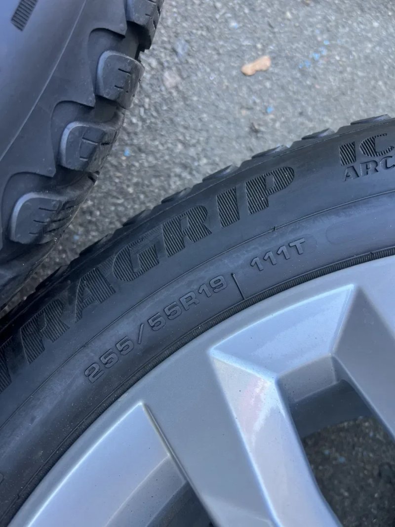 Колеса Audi R19 с зимней резиной Goodyear UltraGrip Ice Arctic SUV 255/55 R19 — фото 6