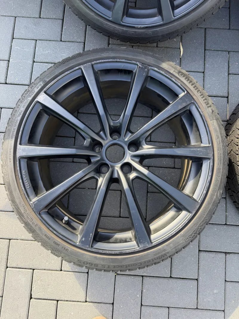 Колеса диски 5 114,3 20 R20 235 35 зимові Continental Tesla Тесла модель 3 model 3 Performance Перформенс — фото 4