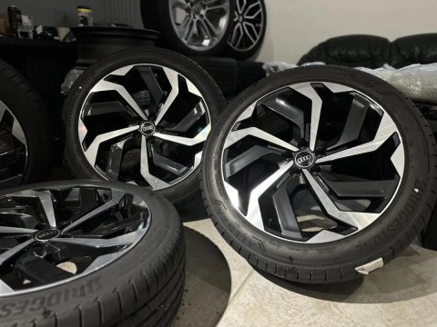 Колеса Диски Резина R21 5 112 Audi Без Пробігу