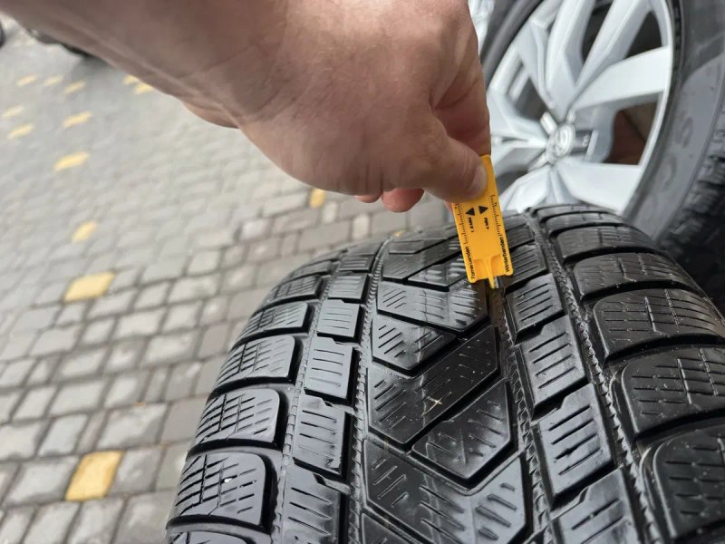 Колеса, диски з резиною 285/45r20 Volkswagen Touareg Montero — фото 6