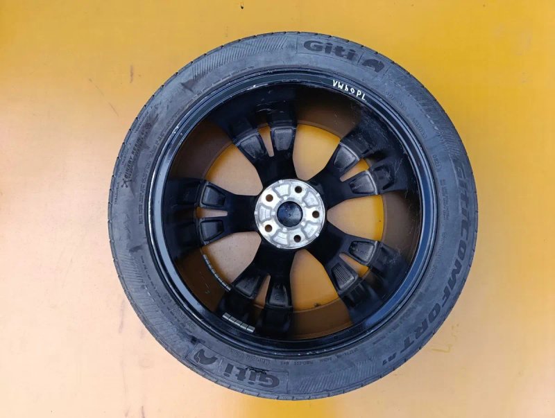Колеса в зборі диски з гумою 235 45 R18 Volkswagen Passat b8 b9 2019-2024 USA пасат пассат б8 б9 диск шина резина титанові диски 561601025AD — фото 6