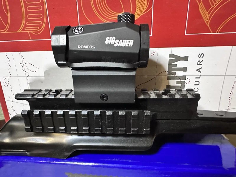 Коліматорний приціл Sig Sauer Optics Romeo 5 1x20 mm Compact 2 MOA — фото 6
