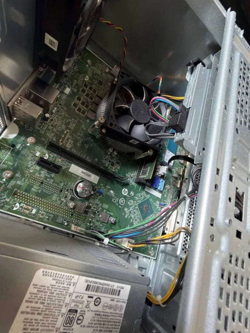 Комп’ютер HP / Intel Core i3-8100 / 8 ГБ / 240 ГБ — 3 шт. — фото 8