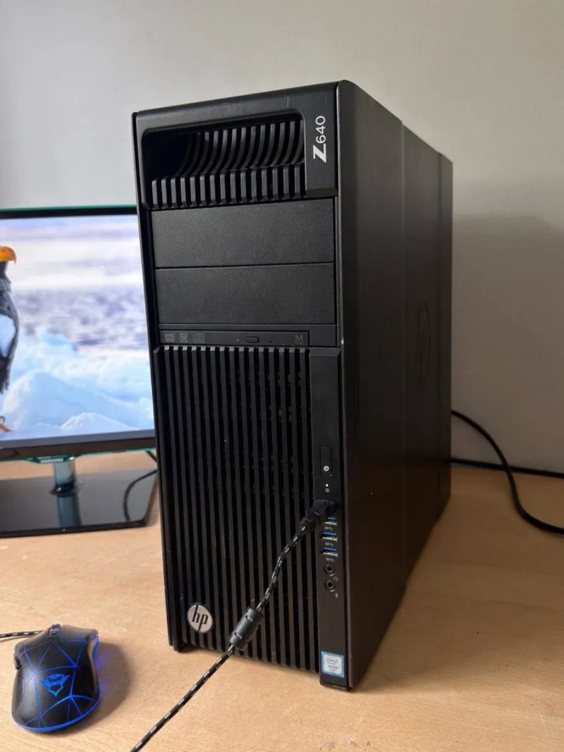 Компʼютер/ Робоча станція HP Z640 / Xeon E5-2640 v3 / 8 ГБ / 500 ГБ / NVIDIA Quadro 2000 — фото 2