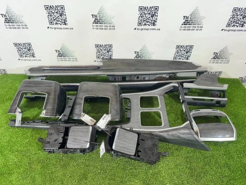 Комплект дерев'яних накладок салону   BMW G70 2022-2025 декоративні накладки салону BMW 740I
