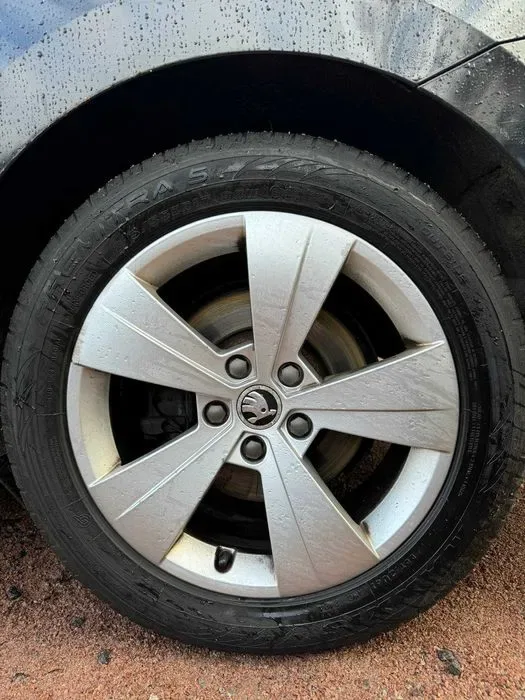Комплект дисків диски R17 5×112 HELIOS TRITON Skoda Volkswagen — фото 4