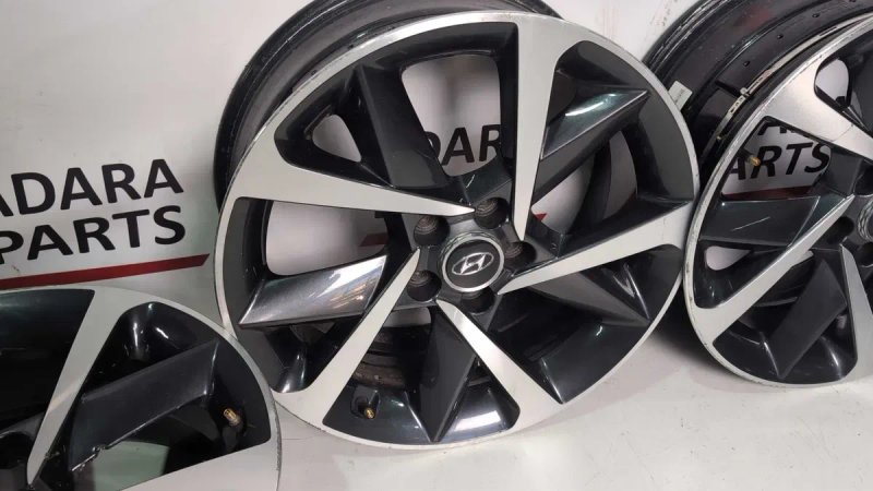 Комплект дисків R19 для Hyundai 8.0JX19 ET55 5x114.3 — фото 3