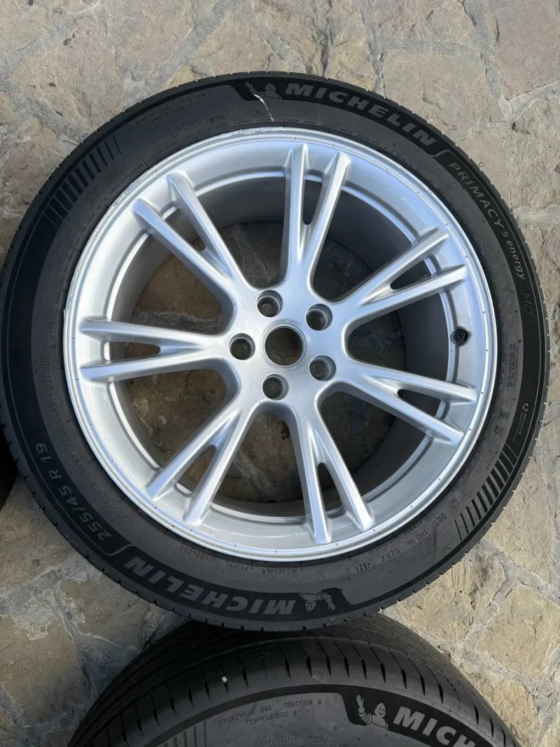 Комплект дисків Tesla Model Y R19 з шинами 255/45 R19 колеса Тесла Вайка Ігрик R19 — фото 3
