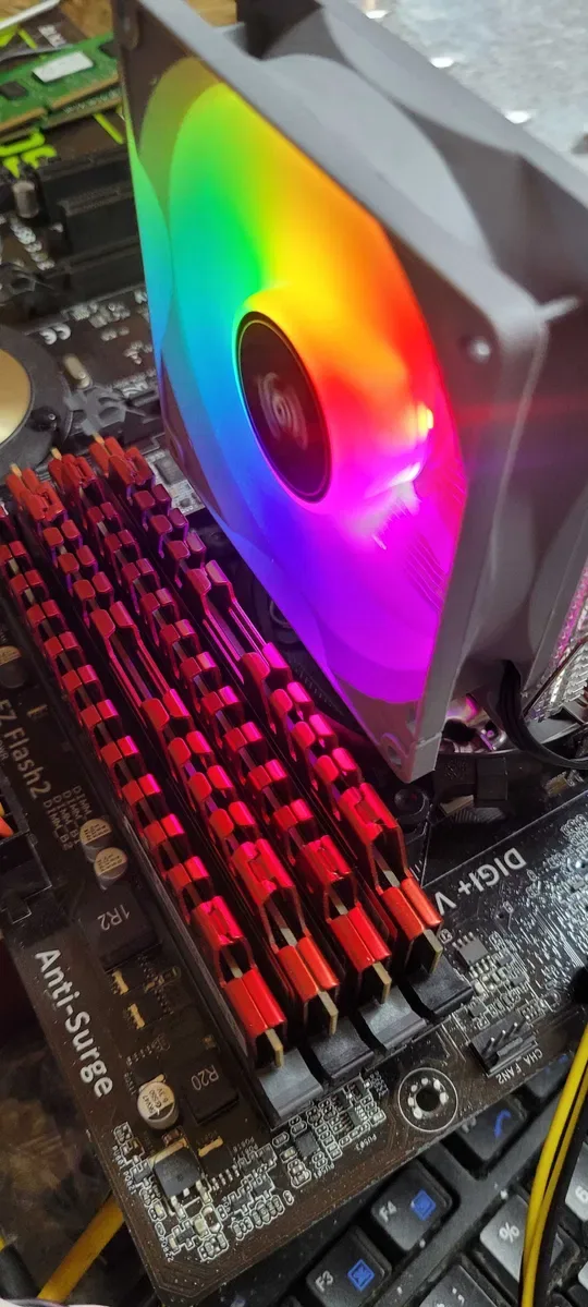 Комплект плата S1150 S1155 S1151 S1156 AM3+ i5 I7 DDR3 DDR4 I5 6400 I5 4590 I7 6700K I5 9500 I3 8100 I5 8400 I5 10500 — фото 7