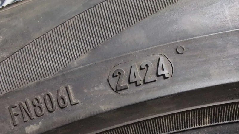 Комплект шин R21 285/40 Pirelli scorpion zero — фото 8