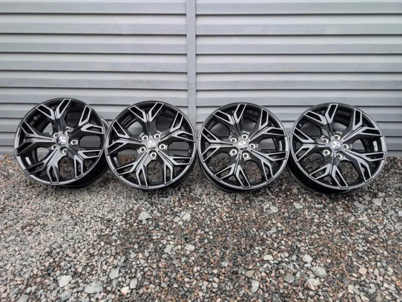 Комплект титанових дисків Mitsubishi 5/114.3 R18 5*114.3 18 Hyndai Kia ET38 — фото 2