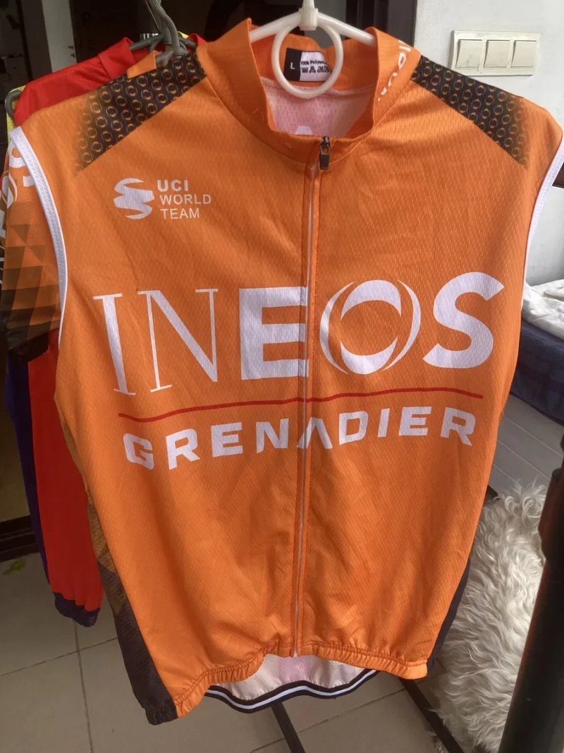 Комплект велосипедного одягу Ineos (UK), розмір L, ідеальний стан — фото 2