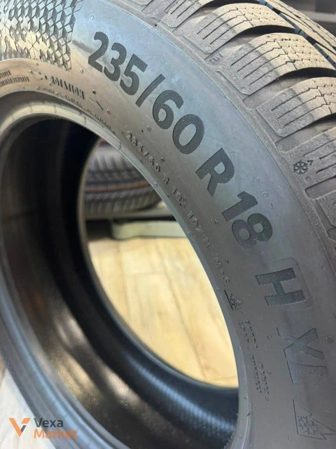 Комплект зимових шин Continental WinterContact TS 890 P 235/60 R18