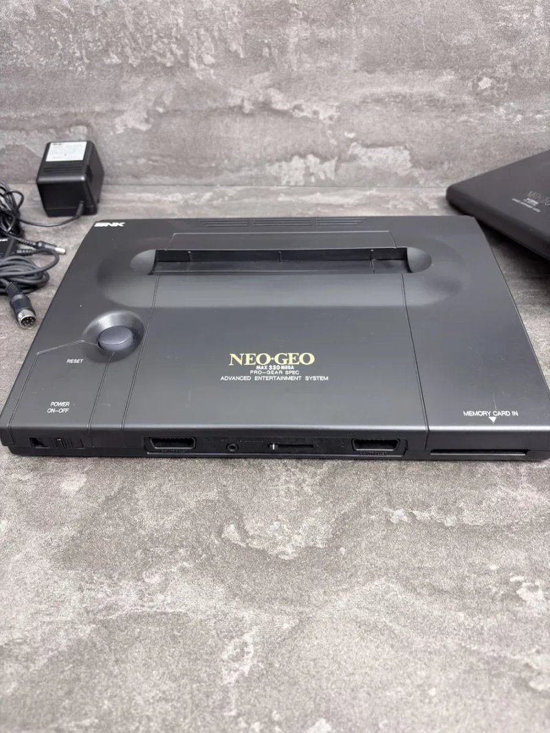 Консоль NEO GEO AES 330 в крутому стані! — фото 2