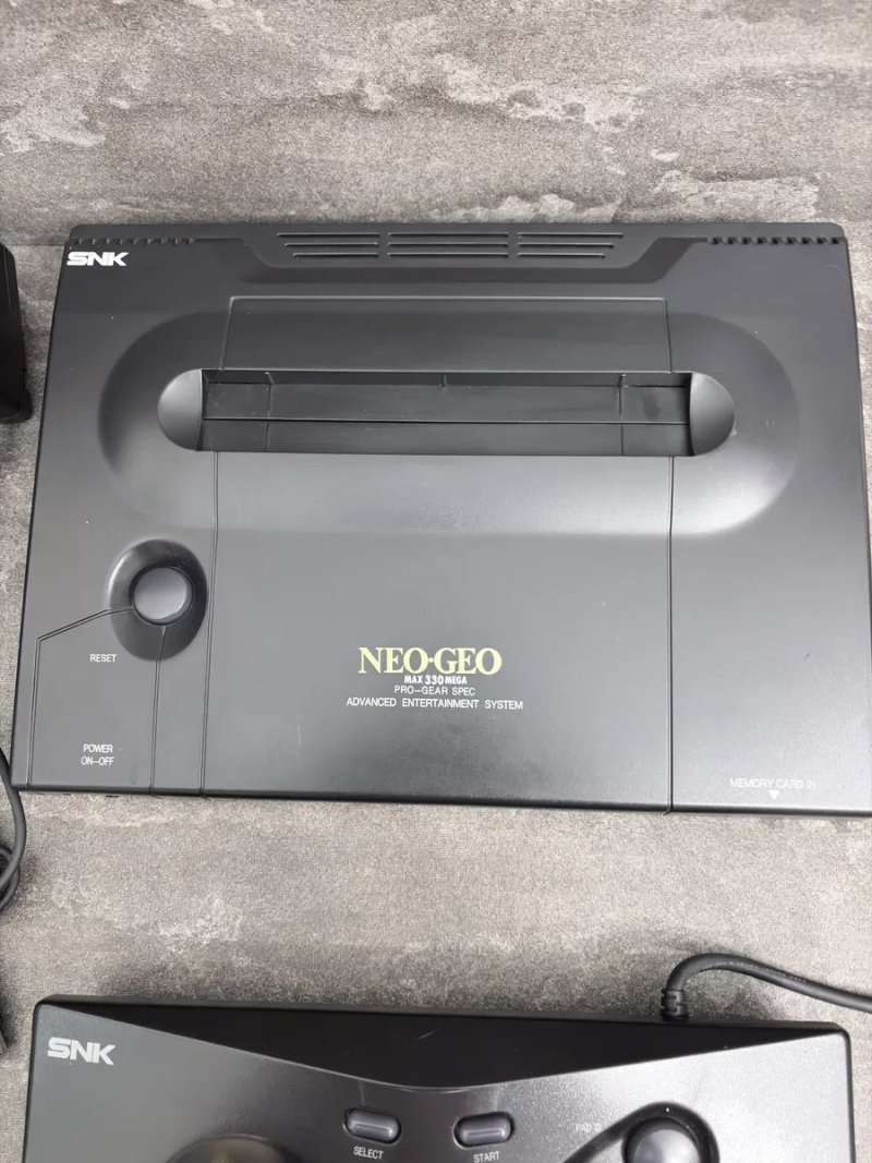 Консоль NEO GEO AES 330 в крутому стані! — фото 3